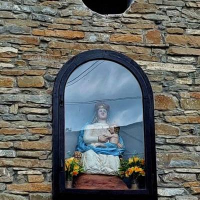 kamenna-zvonica-sneznica_2_original