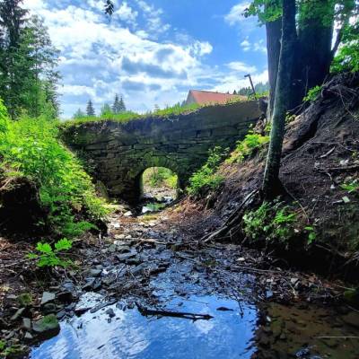 kamenny-most-korna_2_original