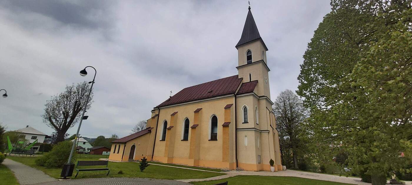 kostol sv ignaca z loyoly cierne 1