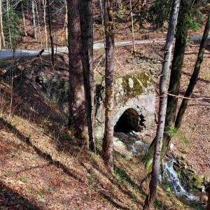most-v-tichej-doline-oscadnica_16_original