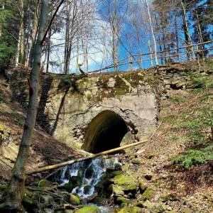 most-v-tichej-doline-oscadnica_9_original