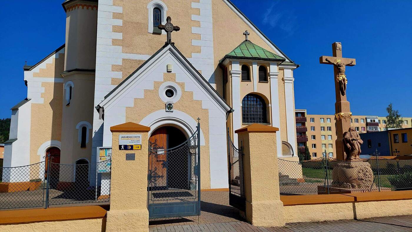 neskorobarokovy kriz kysucke nove mesto 1