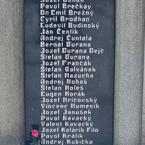 pamatnik-obetiam-I-svetovej-vojny-cast-dubie-kysucke-nove-mesto_2_original