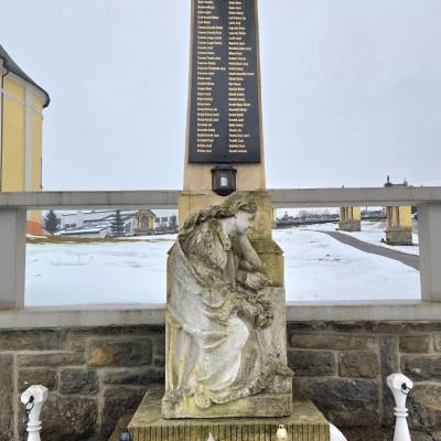 pomnik-padlym-v-1-svetovej-vojne-skalite_1_original