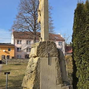 pomnik-so-sochou-turzovka_26_original