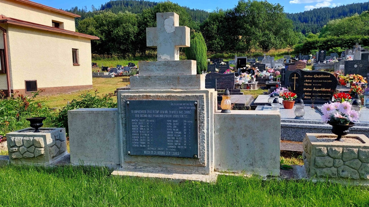 spolocny hrob popravenych obcanov semetesskej tragedie vysoka nad kysucou 1