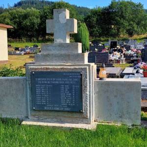 spolocny-hrob-popravenych-obcanov-semetesskej-tragedie-vysoka-nad-kysucou_1_original